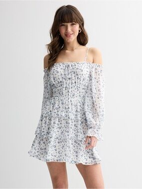 Harper & Ivy Blue Floral Off Shoulder Cottage Dress 🤍🧺🌿